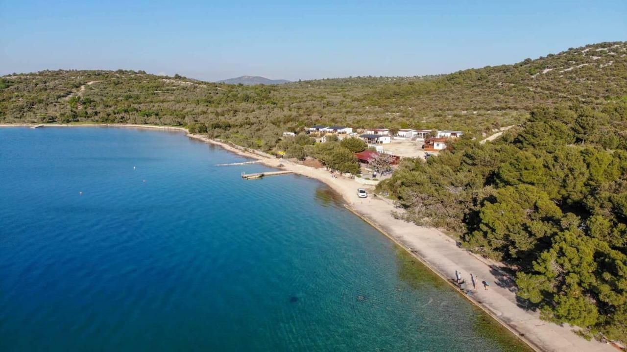 Mobile Home Laura Тисно Екстериор снимка