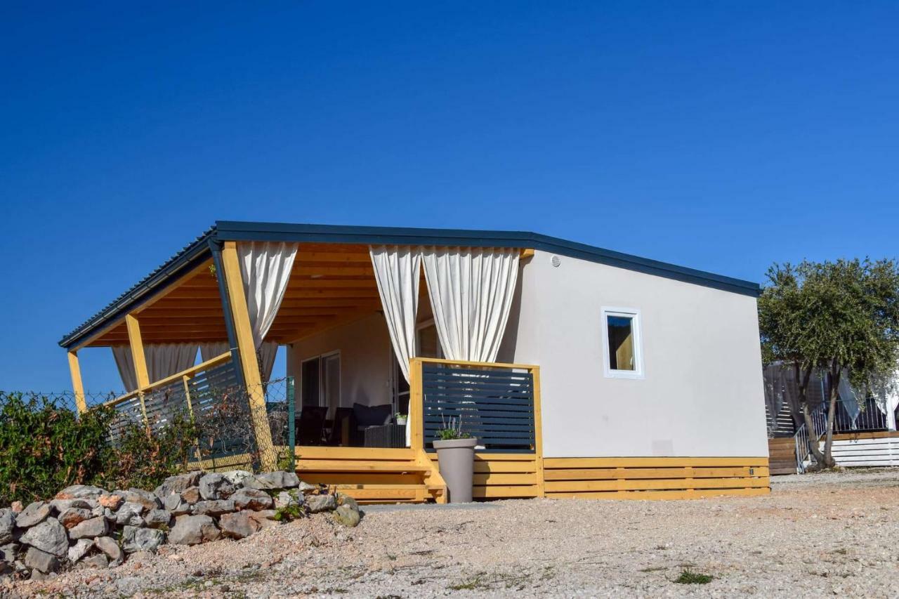 Mobile Home Laura Тисно Екстериор снимка